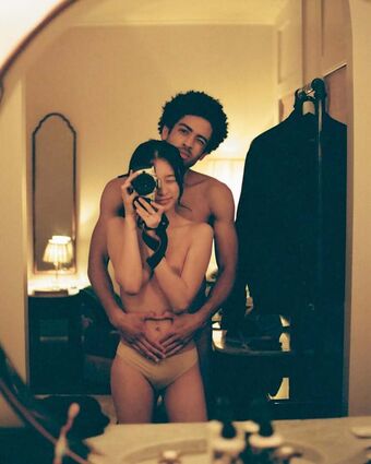 Mirrorcomb Foto Nude Leaked OnlyFans 14