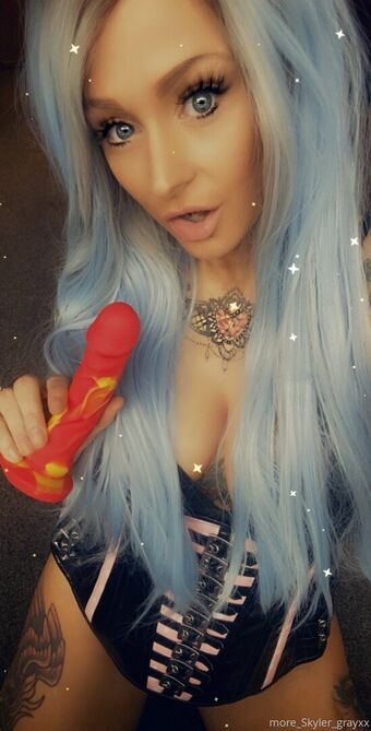 miss_gray