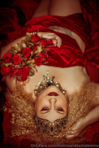 mistressnatashaleonna