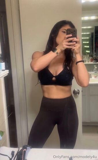 modely4u Foto Nude Leaked OnlyFans 4