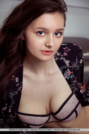moon_adelin