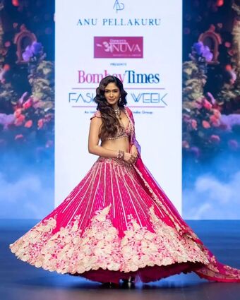 Mrunal Thakur