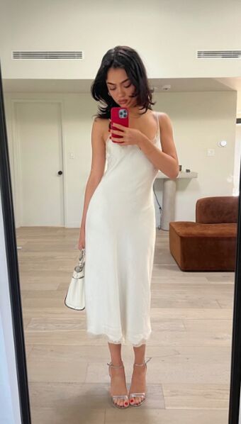 Nailea Devora