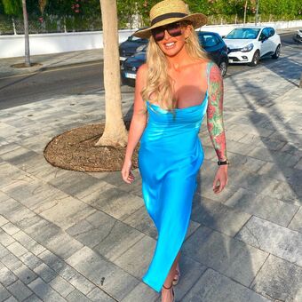Naomi Mac