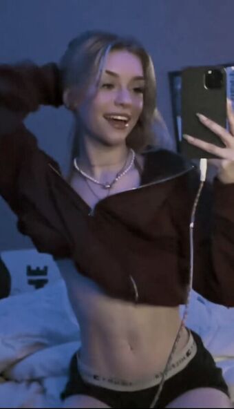 NaomiSkyex