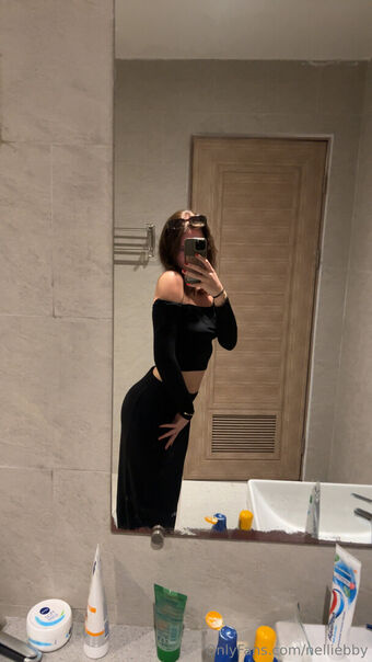 nelliebby