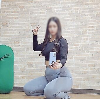 Nene_booty