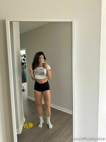 Officiallyolive Foto Nude Leaked OnlyFans 10