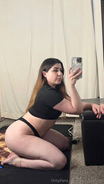 onlypeachyfans