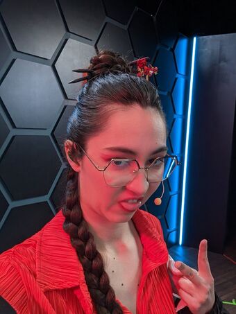 Ovilee May