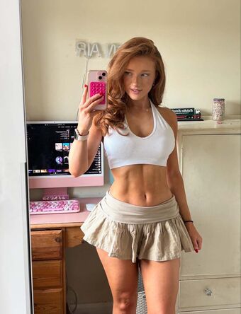 phoebeisginger