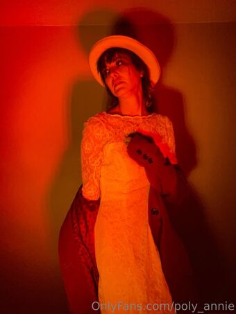 poly_annie