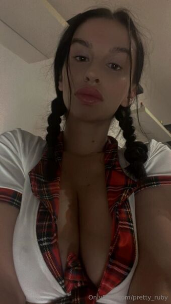 pretty_ruby Foto Nude Leaked OnlyFans 100
