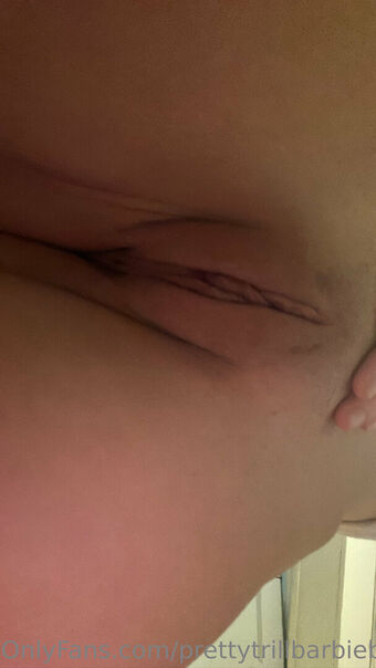 prettytrillbarbiebitch