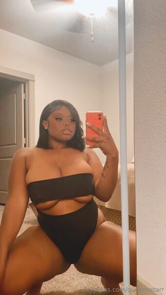 queennstarr Foto Nude Leaked OnlyFans 1