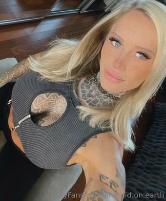 R33 Foto Nude Leaked OnlyFans 1