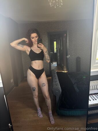 rae_moonfree