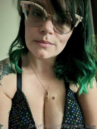 reads_everywhere Foto Nude Leaked OnlyFans 34