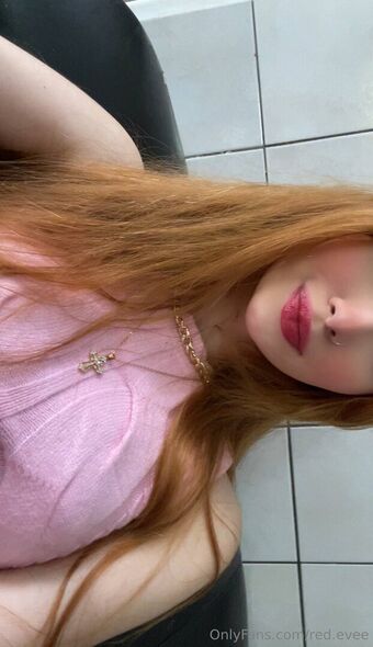 red.evee