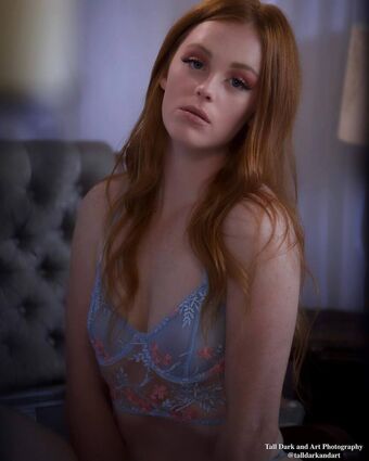 Redalertfox Foto Nude Leaked OnlyFans 1