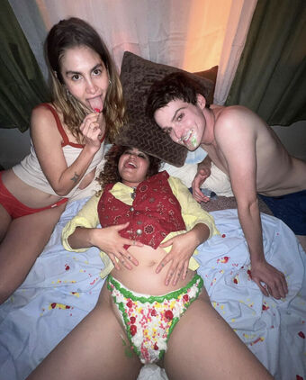 Remi-wolf Foto Nude Leaked OnlyFans 21