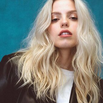 Renee Rapp Foto Nude Leaked OnlyFans 129