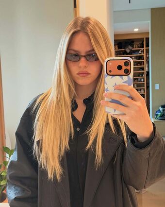 Renee Rapp Foto Nude Leaked OnlyFans 139