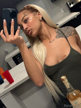 rielarenee Foto Nude Leaked OnlyFans 19