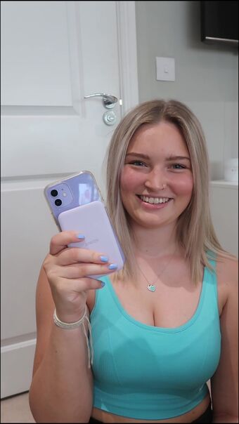Robyn Emily