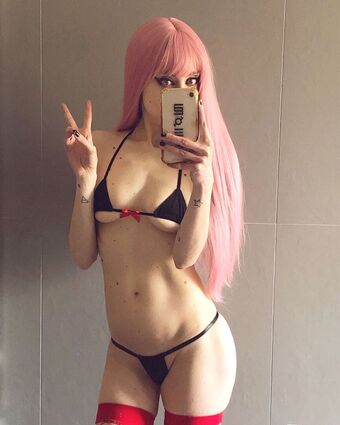 Roxiechelon2