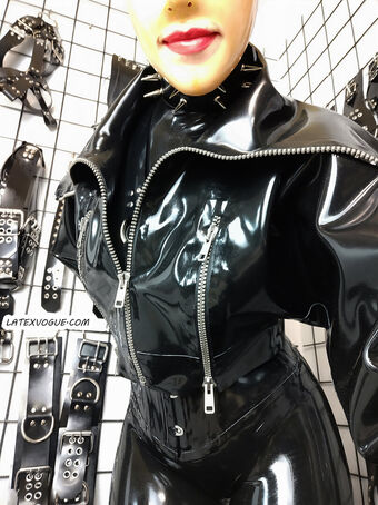 rubberhell Foto Nude Leaked OnlyFans 3