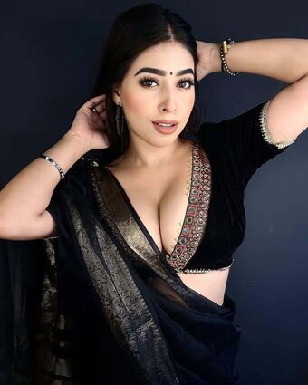 saanvi032
