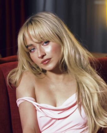Sabrina-carpenter