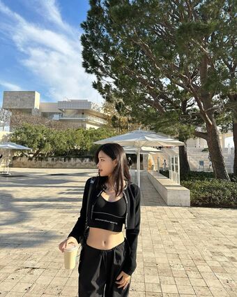 Sarah Hwang
