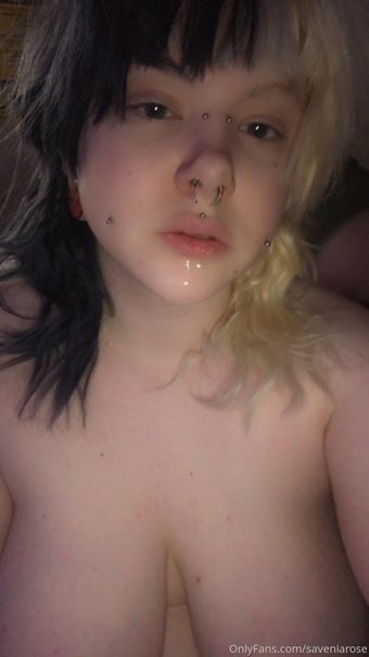 saveniarose
