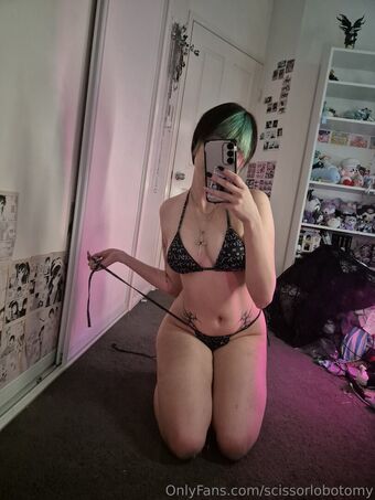 scissorlobotomy Foto Nude Leaked OnlyFans 17