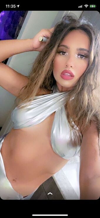 Shari G