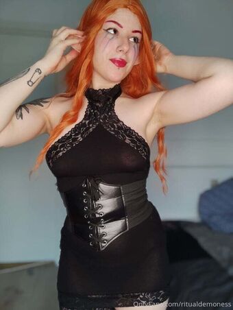 sherlyine