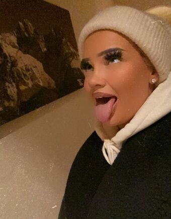 Shirin David