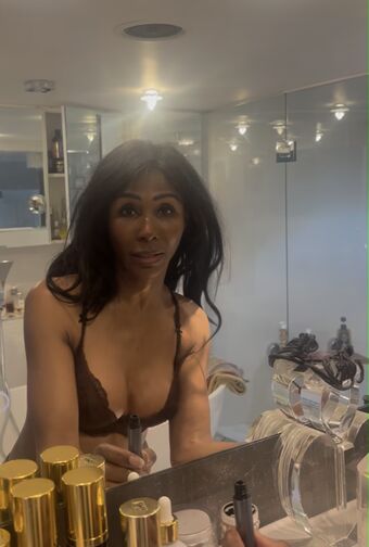 Sinitta Foto Nude Leaked OnlyFans 2
