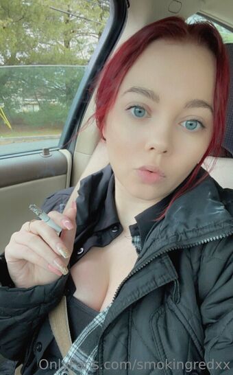 smokingredxx Foto Nude Leaked OnlyFans 30