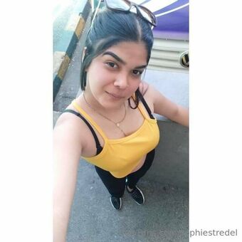 sofia_only18