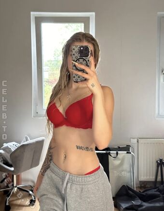 Sofie Raule Foto Nude Leaked OnlyFans 16