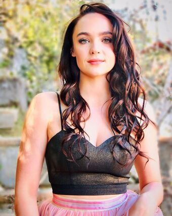 Stevie Lynn Jones
