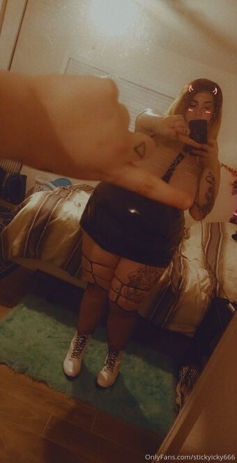 stickyicky666