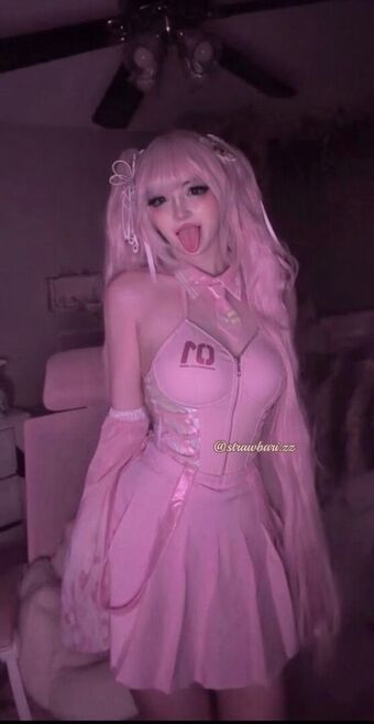 strawbarizz Foto Nude Leaked OnlyFans 33