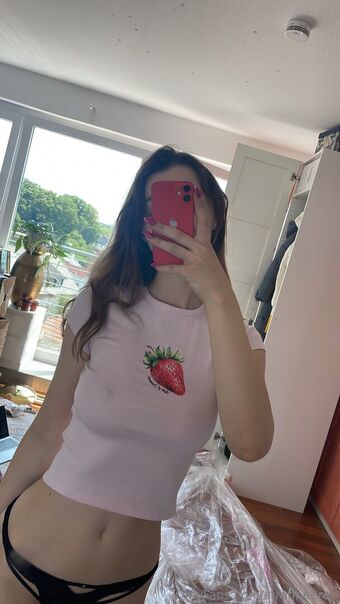 strawberrypink