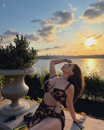 suna Foto Nude Leaked OnlyFans 47