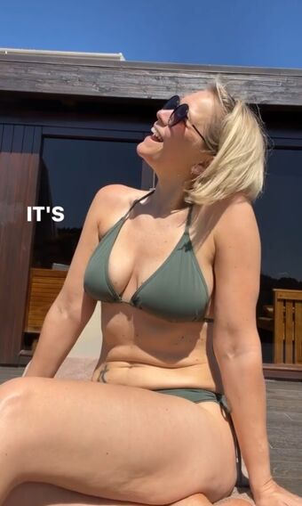 Suzanne Shaw