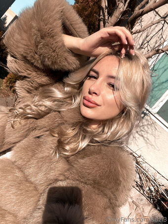 suzi3